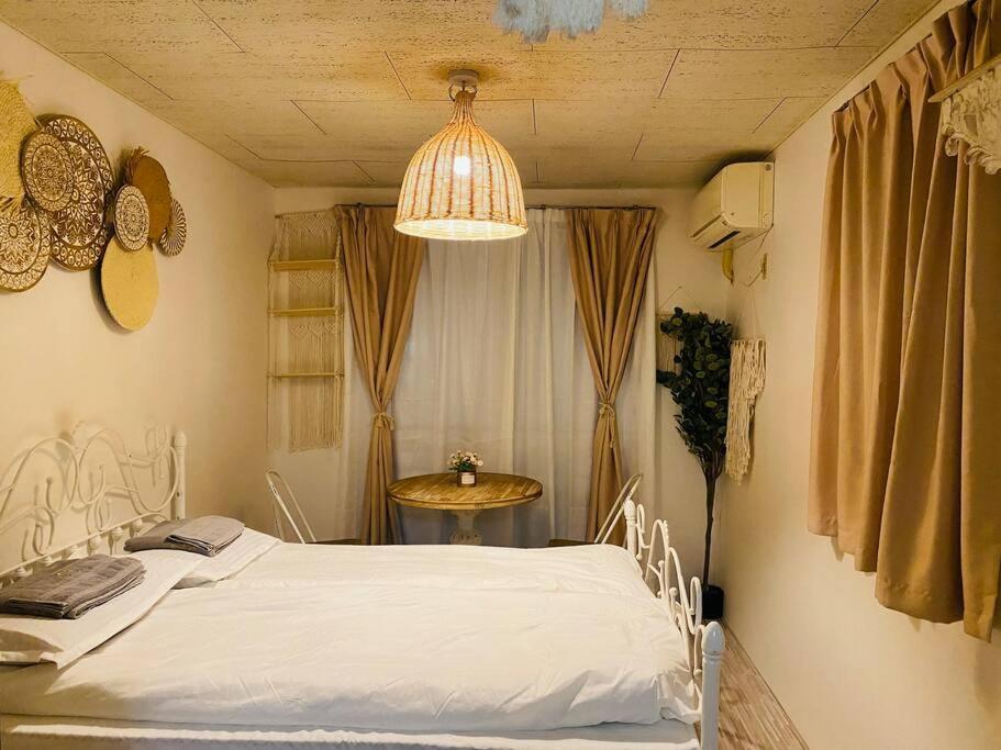 Bohemia Lakeside Retreat: Hakone Shrine Views and Pirate Ship Adventure Apartment Exterior photo